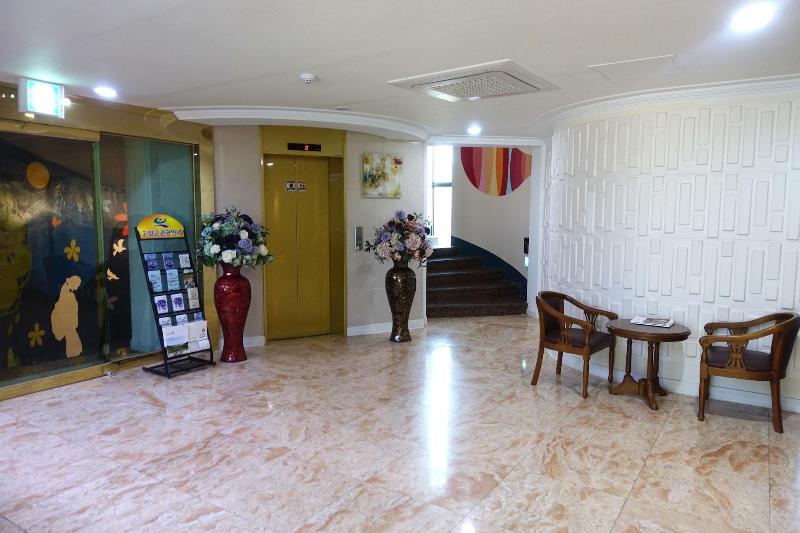 Prince Hotel image