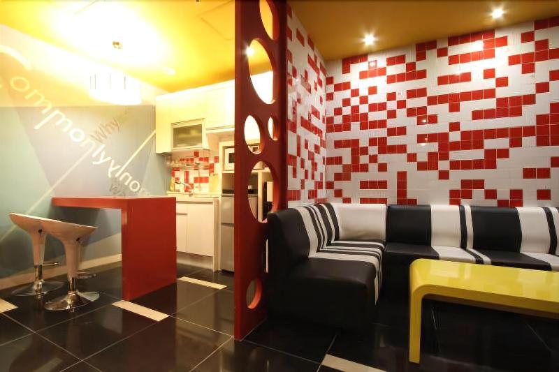 Show Hotel image