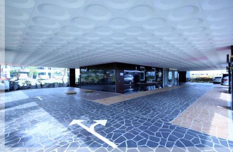 World Tourist Hotel image