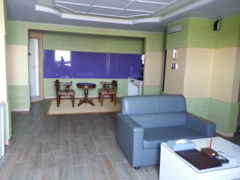 World Tourist Hotel image