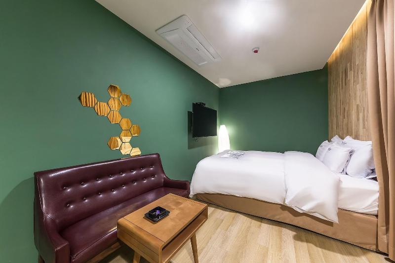Pyeongtaek Sevilla Hotel image