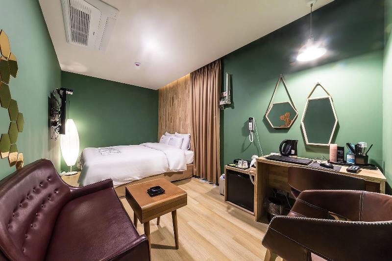Pyeongtaek Sevilla Hotel image