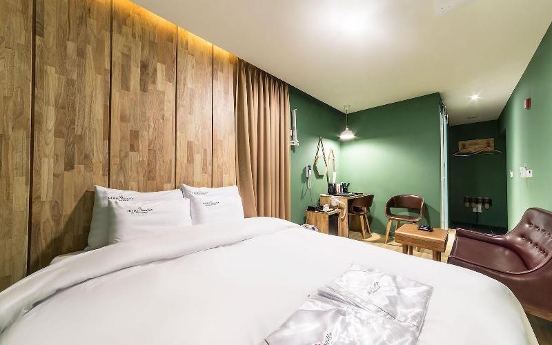 Pyeongtaek Sevilla Hotel image
