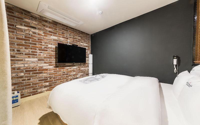 Pyeongtaek Sevilla Hotel image