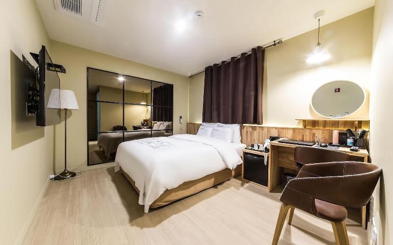 Pyeongtaek Sevilla Hotel image