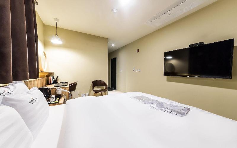 Pyeongtaek Sevilla Hotel image