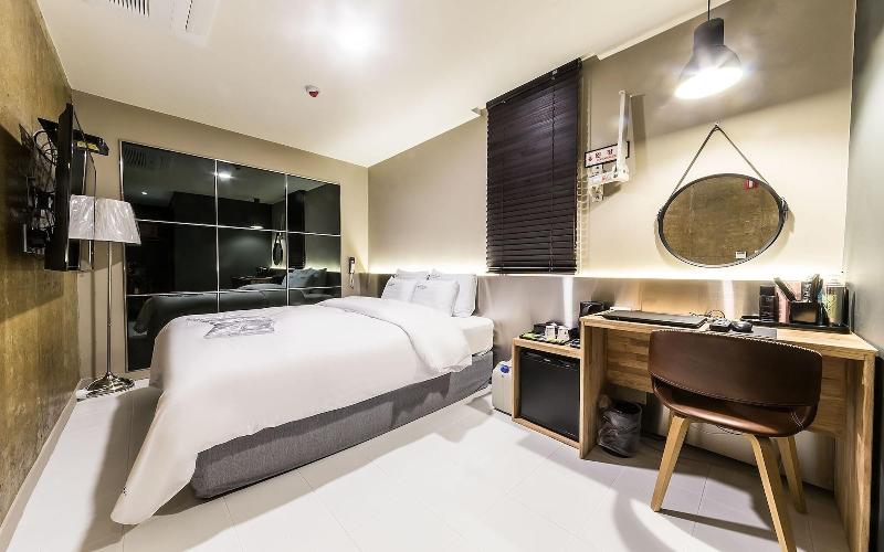 Pyeongtaek Sevilla Hotel image