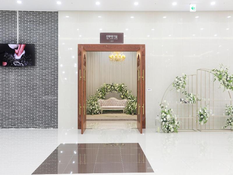 Benikea Seosan image