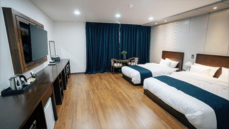 Ocean Spa Hotel image