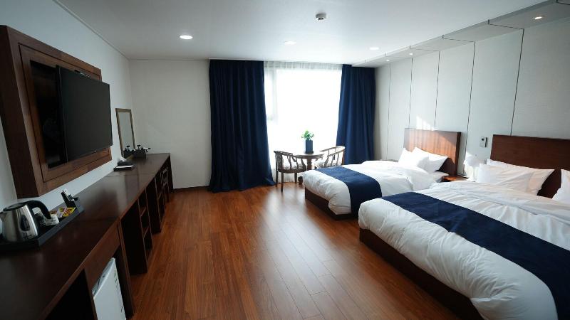 Ocean Spa Hotel image