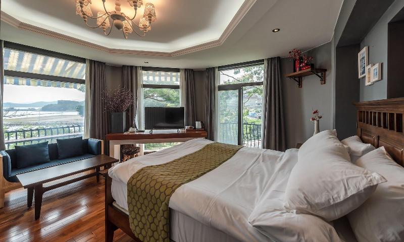 Goseong Hansan Marina Resort image