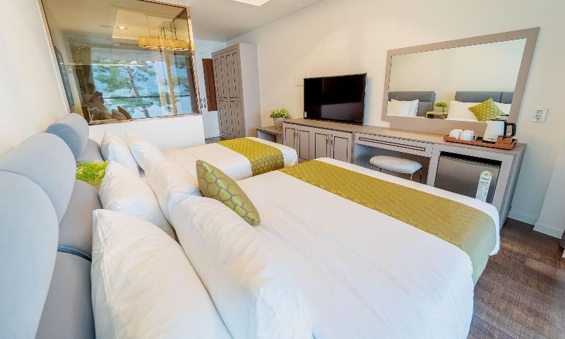 Goseong Hansan Marina Resort image