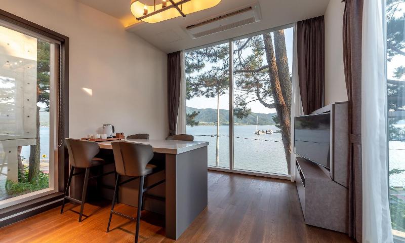 Goseong Hansan Marina Resort image
