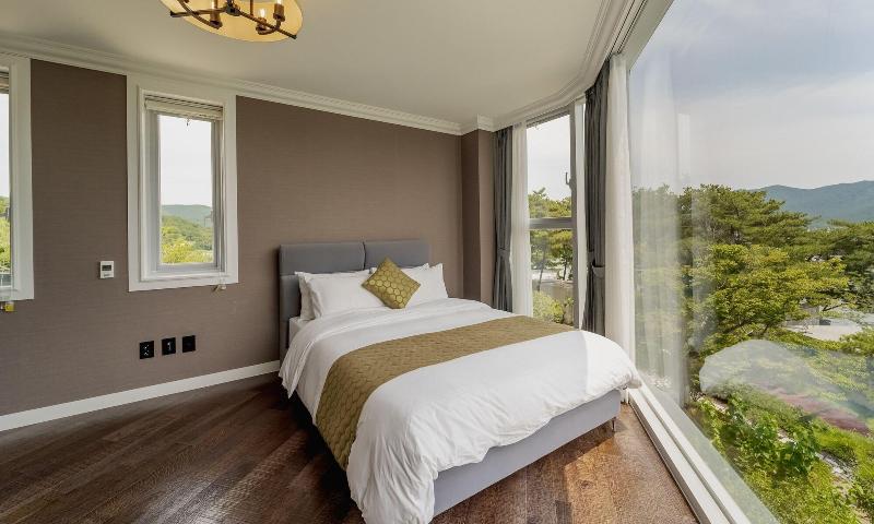 Goseong Hansan Marina Resort image