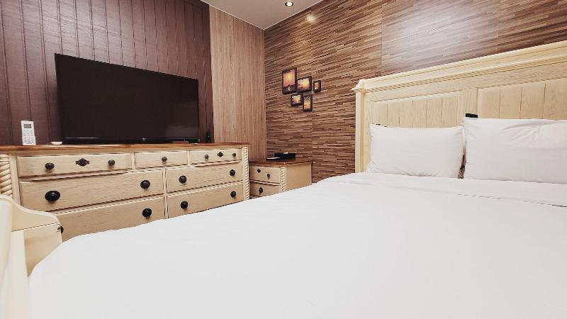 Goseong Hansan Marina Resort image