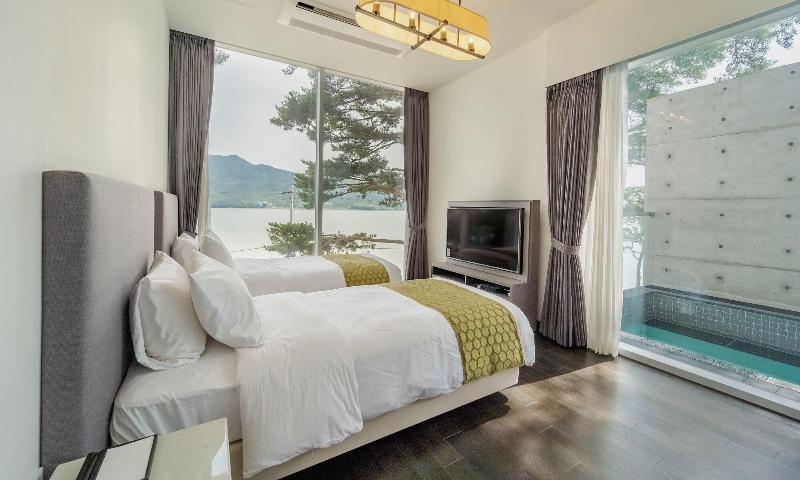Goseong Hansan Marina Resort image