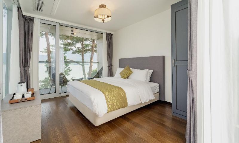 Goseong Hansan Marina Resort image