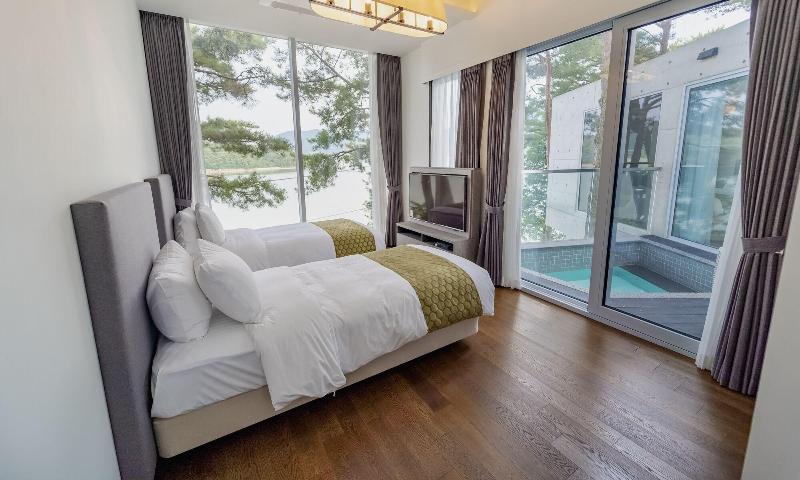 Goseong Hansan Marina Resort image