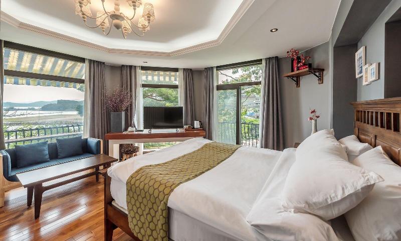 Goseong Hansan Marina Resort image