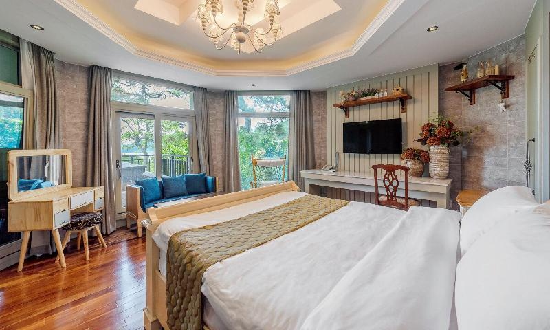 Goseong Hansan Marina Resort image