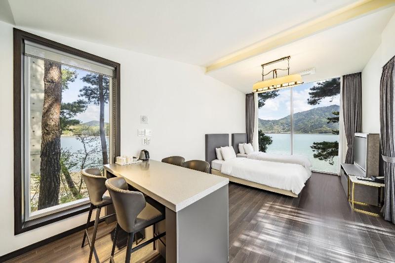 Goseong Hansan Marina Resort image