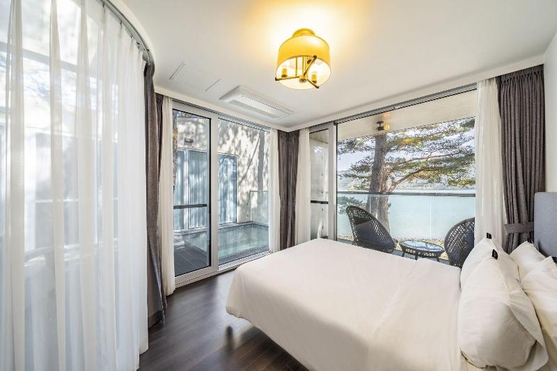 Goseong Hansan Marina Resort image