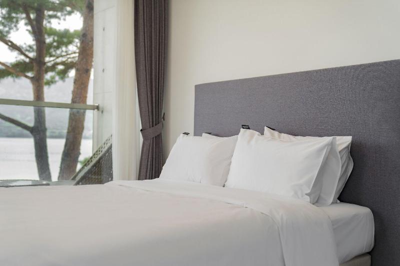 Goseong Hansan Marina Resort image