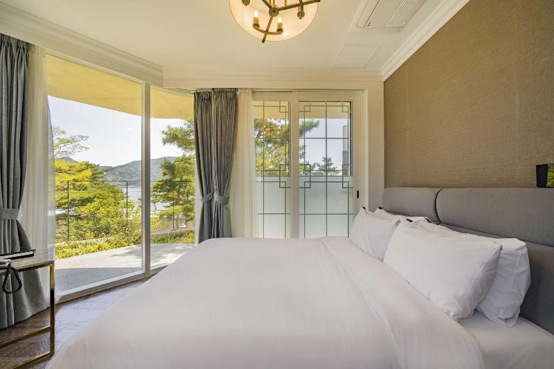 Goseong Hansan Marina Resort image
