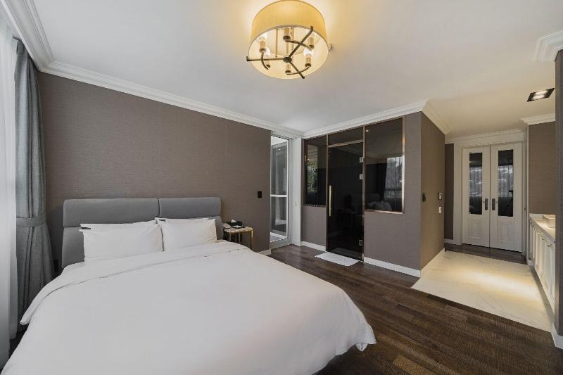 Goseong Hansan Marina Resort image