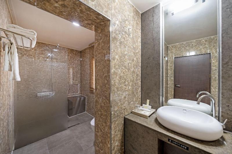 Goseong Hansan Marina Resort image