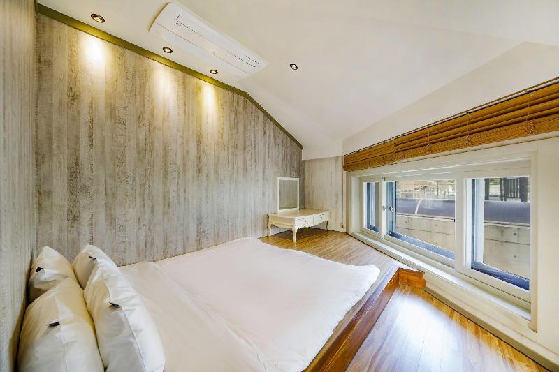 Goseong Hansan Marina Resort image