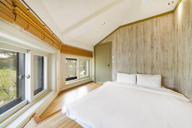 Goseong Hansan Marina Resort image
