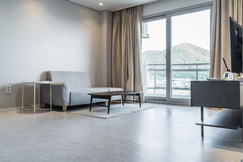 Namhae Sports Park Hotel image