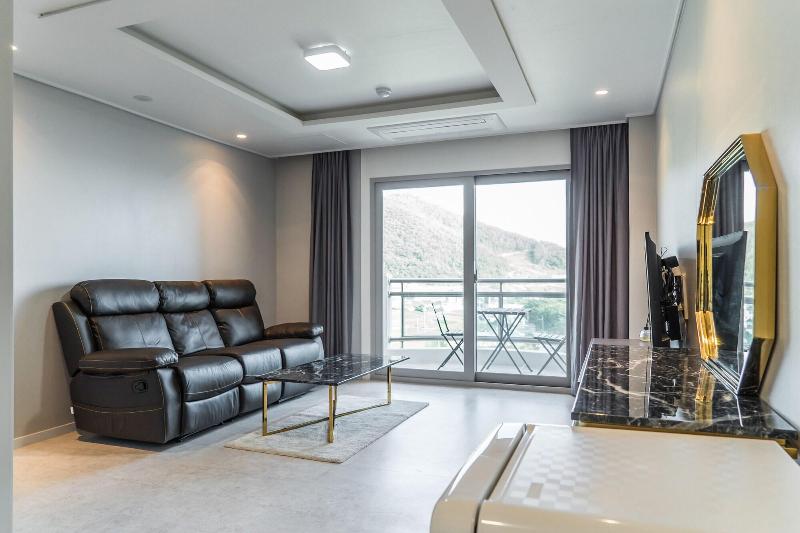 Namhae Sports Park Hotel image