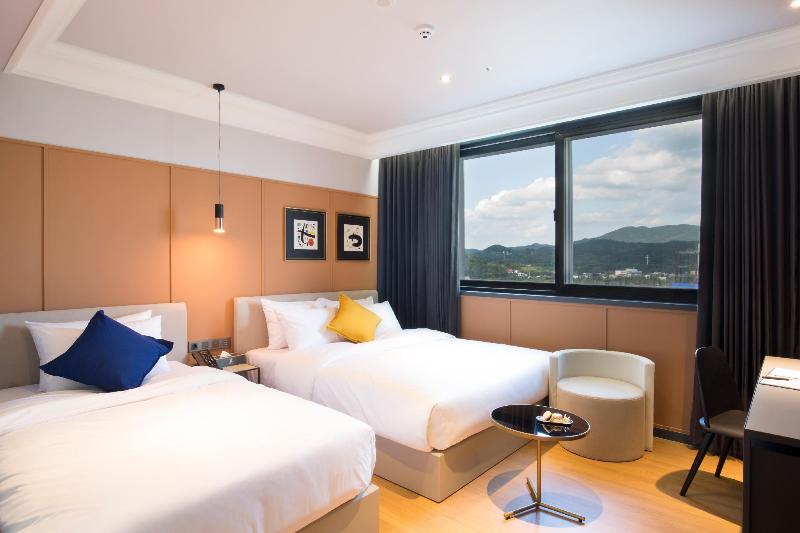 Browndot Hotel