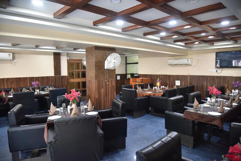 Hotel Rajhans International image