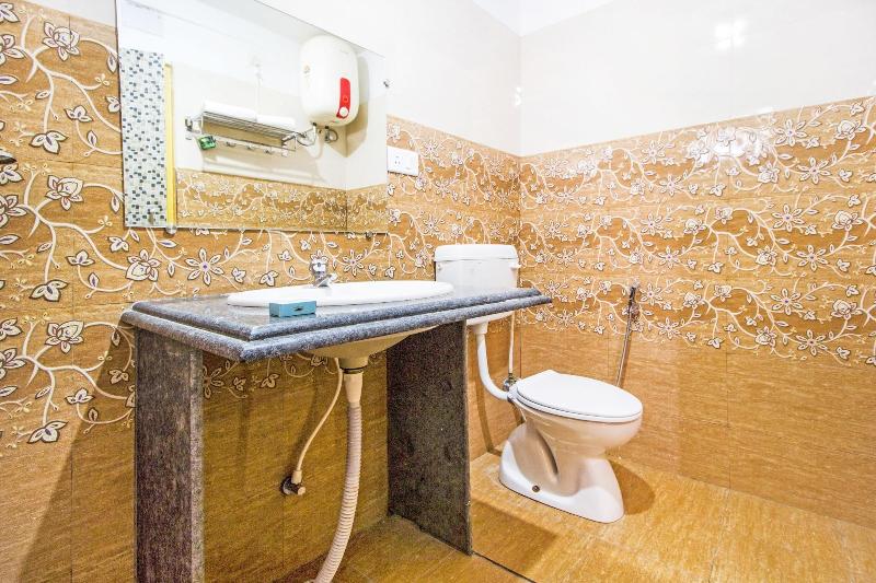 Fabhotel Amaltash 5