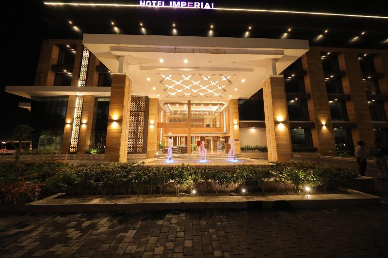 Sarovar Portico Somnath image