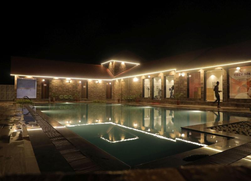 Sarovar Portico Somnath image