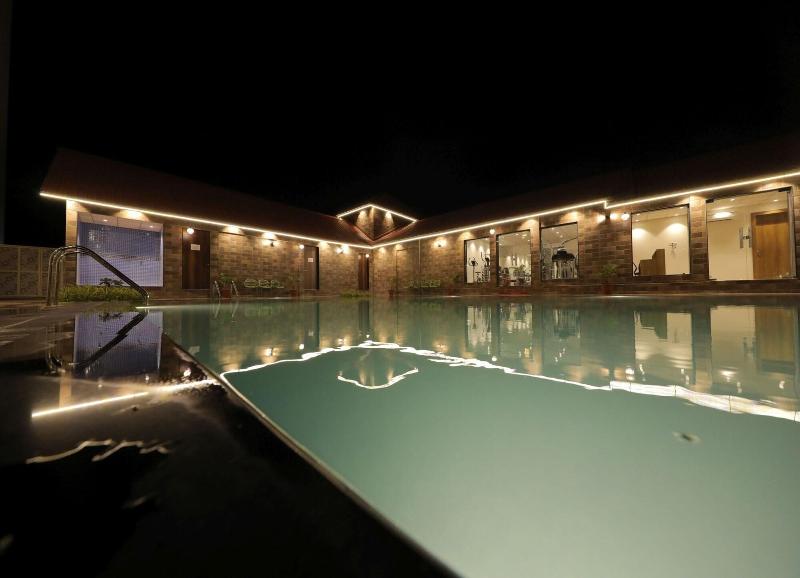 Sarovar Portico Somnath image