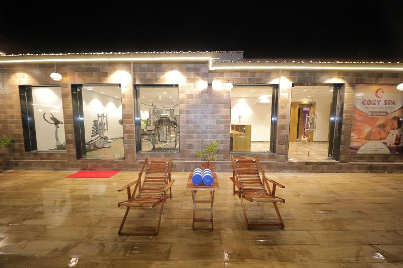 Sarovar Portico Somnath image