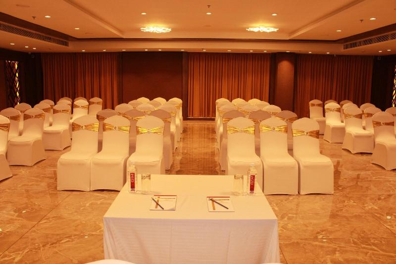 Sarovar Portico Somnath image