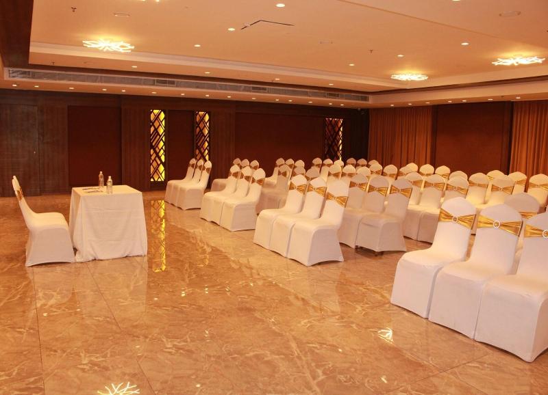 Sarovar Portico Somnath image