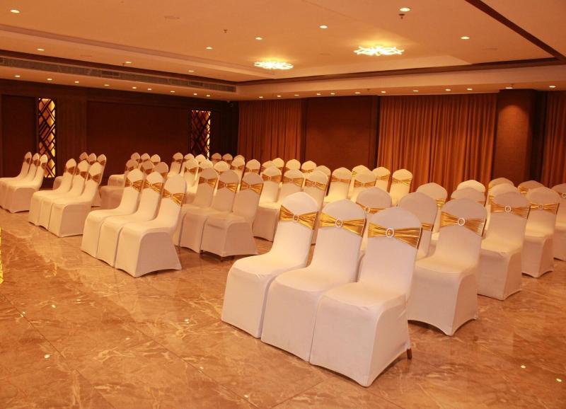 Sarovar Portico Somnath image