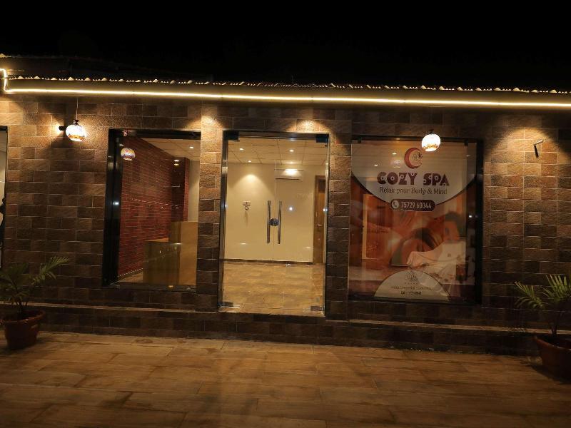Sarovar Portico Somnath image