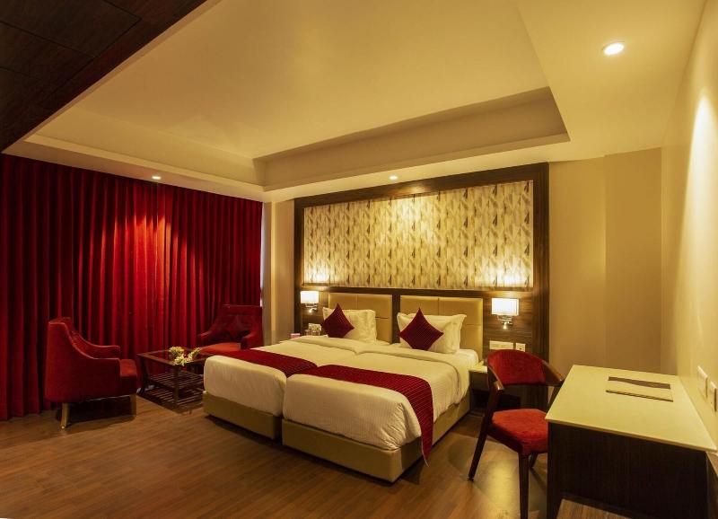 Sarovar Portico Somnath image