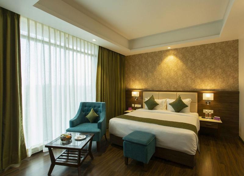 Sarovar Portico Somnath image