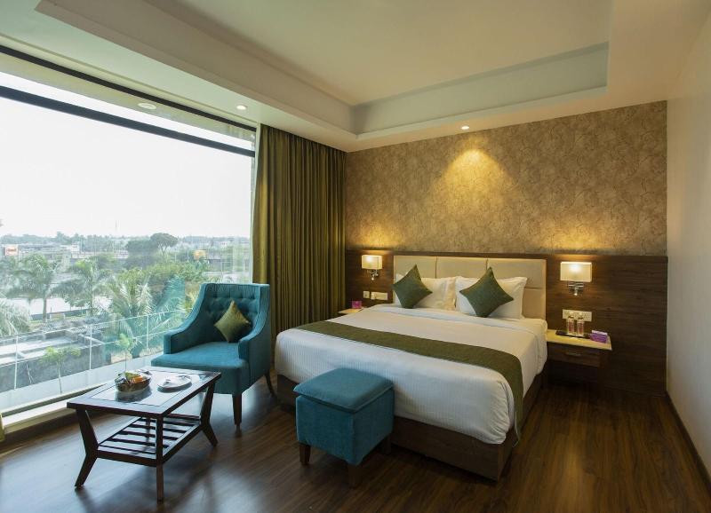 Sarovar Portico Somnath image
