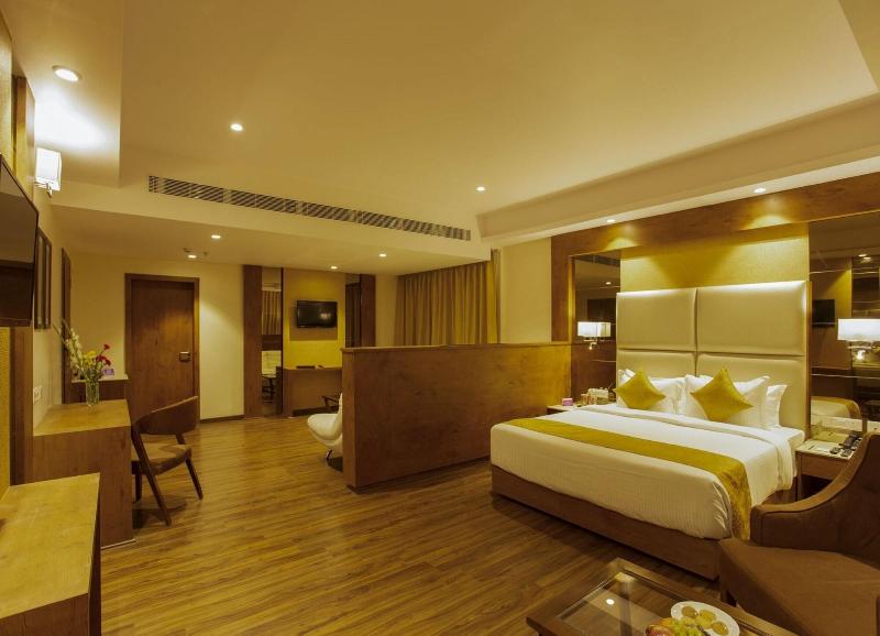 Sarovar Portico Somnath image