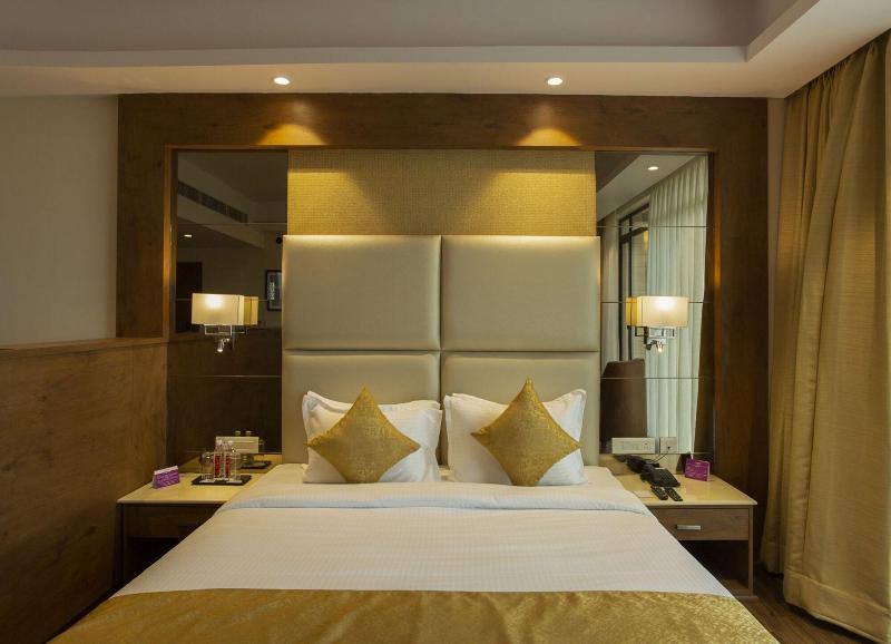 Sarovar Portico Somnath image